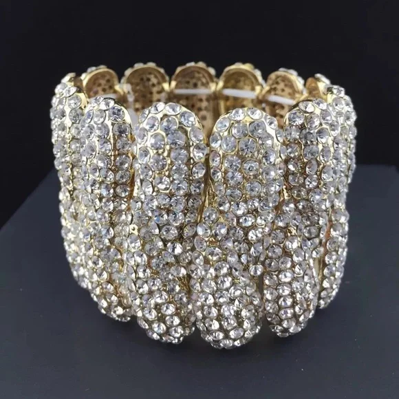 Classic Pageant Pave Austrian Clear Crystal Stretch Bracelet Gold Tone 2” Long - Picture 8 of 11
